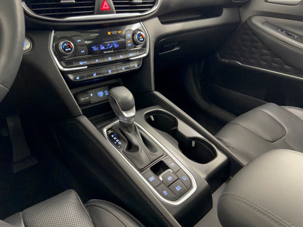 Used 2020 Hyundai Santa Fe Limited FWD image 21