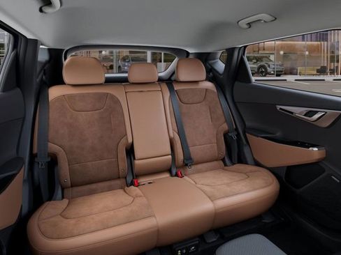 New 2025 Kia EV6 Wind RWD image 16