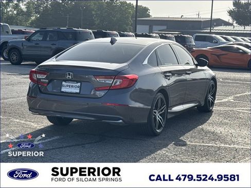 Used 2022 Honda Accord Touring image 3