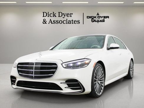 Used 2023 Mercedes-Benz S 580 4MATIC Sedan image 5