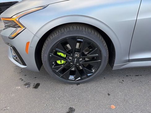 New 2026 Kia K5 GT image 12