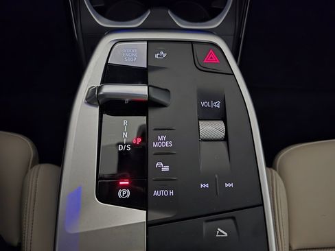 Used 2025 BMW X2 xDrive28i image 24