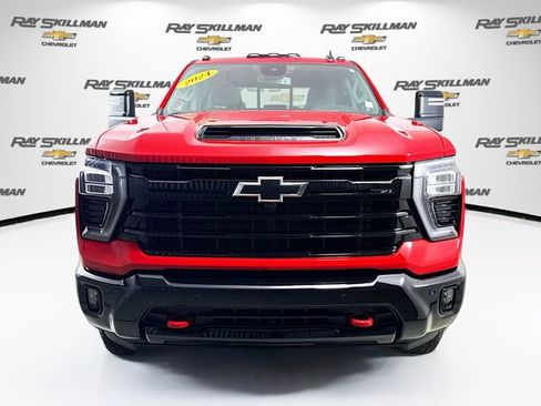 Used 2026 Chevrolet Silverado 2500 LT w/ Trail Boss Package AWD/4WD image 2