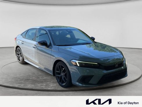 Used 2022 Honda Civic Sport image 3