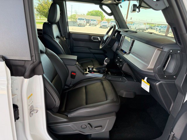 New 2026 Ford Bronco Outer Banks AWD/4WD image 11