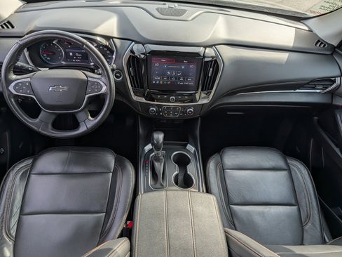 Used 2021 Chevrolet Traverse RS image 10