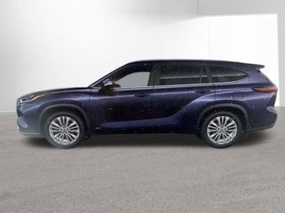 Used 2026 Toyota Highlander Platinum