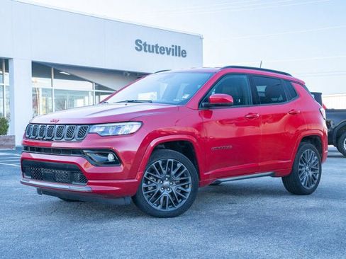 Used 2023 Jeep Compass Limited image 1