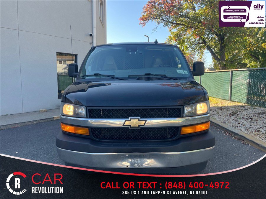 Used 2022 Chevrolet Express 2500 w/ Driver Convenience Package RWD image 2