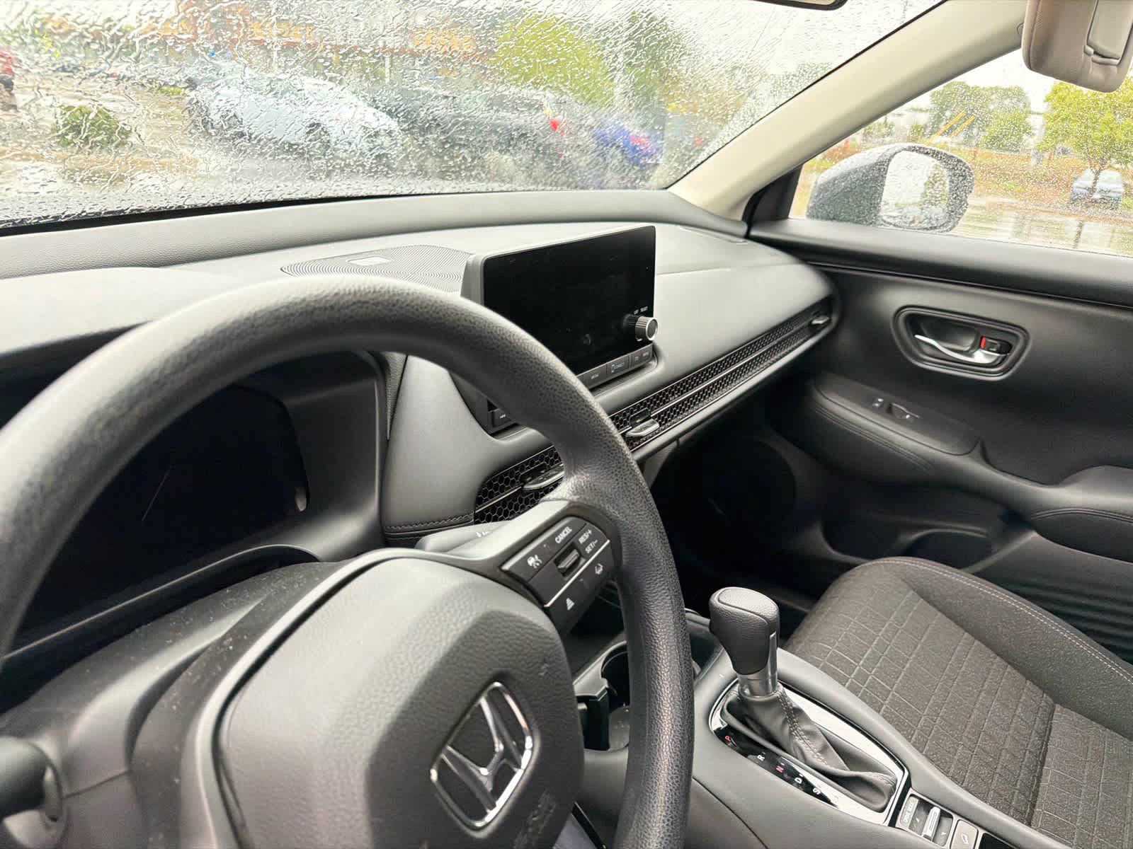 Used 2024 Honda HR-V LX image 8