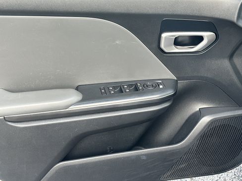 Used 2025 Kia K4 FWD image 10