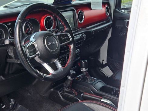 Used 2020 Jeep Wrangler Unlimited Rubicon AWD/4WD image 24