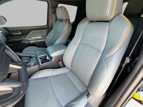 Used 2025 Toyota Tacoma 4x4 Double Cab Hybrid image 19