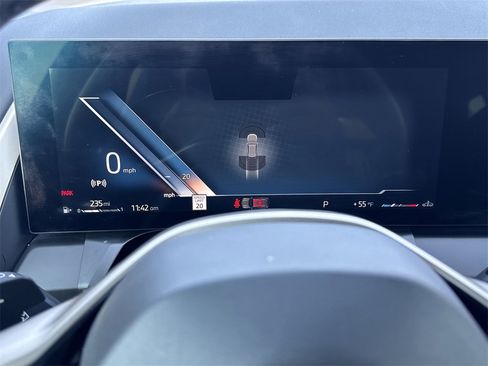 Used 2025 BMW X3 xDrive30i w/ M Sport Package image 12