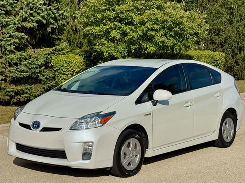 Used 2010 Toyota Prius Five image 3