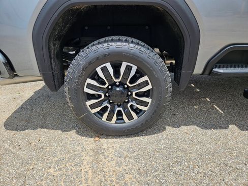 New 2026 GMC Sierra 2500 Denali Ultimate AWD/4WD image 32