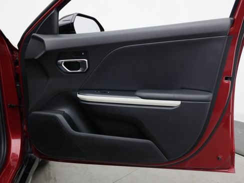 Used 2025 Kia K4 GT-Line FWD image 36