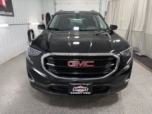 Used 2018 GMC Terrain SLE w/ Driver Convenience Package AWD/4WD image 2