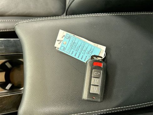 Used 2024 Mitsubishi Eclipse Cross SEL image 12