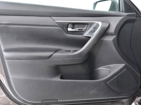 Used 2015 Nissan Altima 2.5 S w/ Power Driver Seat Package image 25