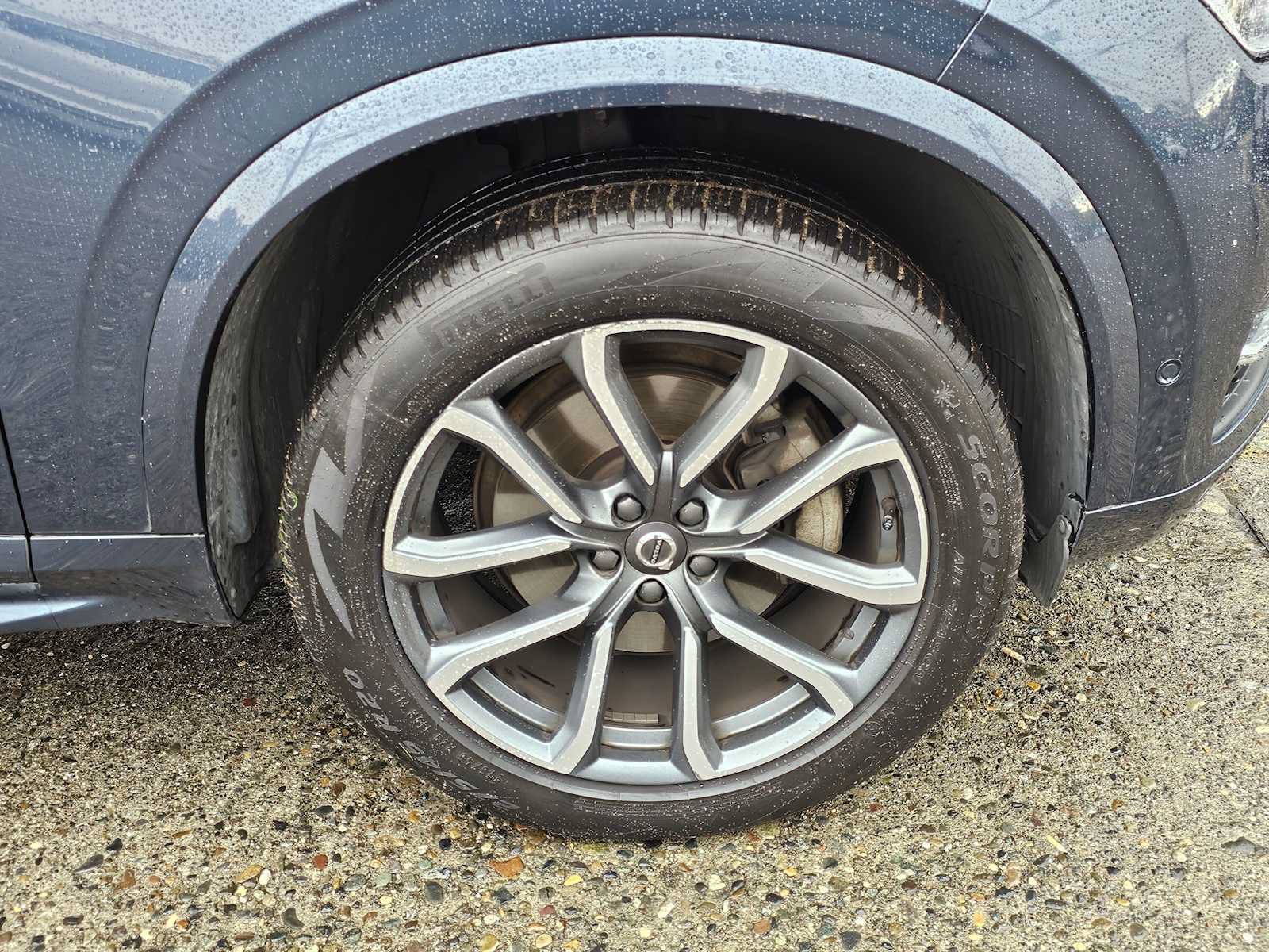 Used 2019 Volvo XC90 T6 Momentum w/ Advanced Package AWD/4WD image 9