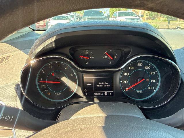 Used 2018 Chevrolet Cruze LT w/ Convenience Package FWD image 7