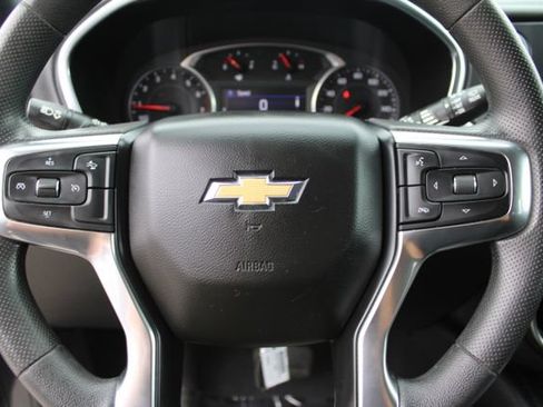 Used 2021 Chevrolet Blazer LT FWD image 18