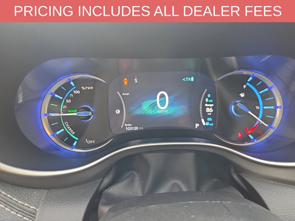 Used 2022 Chrysler Pacifica Touring-L FWD image 12