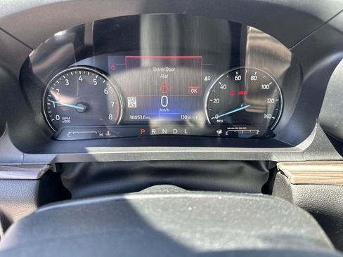 Used 2022 Ford Explorer Limited w/ Equipment Group 301A image 23