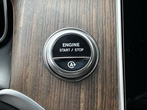 Used 2026 Mercedes-Benz GLC 300 4MATIC image 31