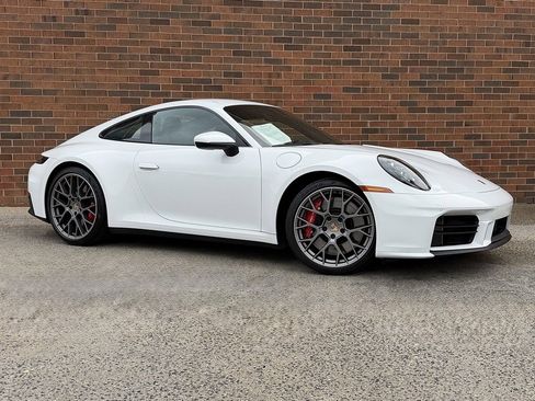 Certified 2025 Porsche 911 Carrera S image 9