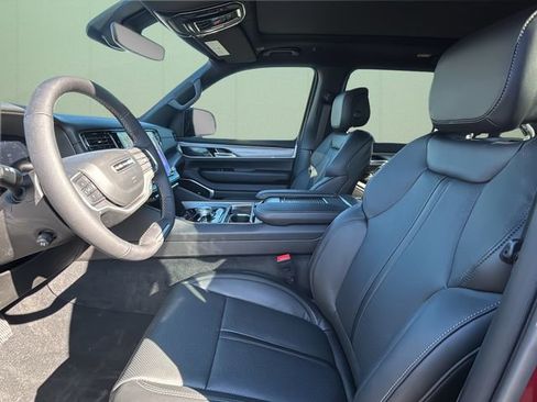 New 2026 Jeep Grand Wagoneer 4WD image 19