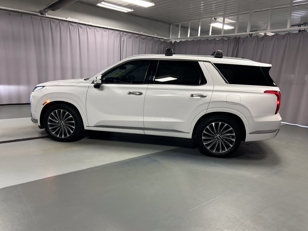 Used 2025 Hyundai Palisade Calligraphy AWD/4WD image 4