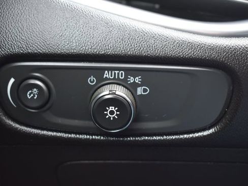 Used 2020 Chevrolet Malibu LT image 19