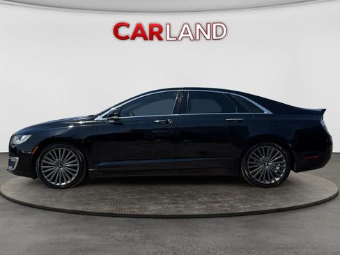 Used 2017 Lincoln MKZ Reserve w/ Technology Package FWD image 2