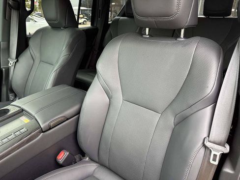 Certified 2025 Lexus LX 700h Overtrail AWD/4WD image 20