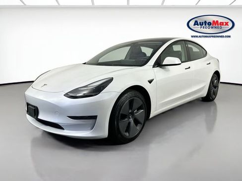 Used 2023 Tesla Model 3 Standard Range RWD image 5