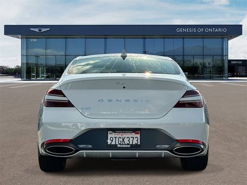 Used 2025 Genesis G70 2.5T image 3