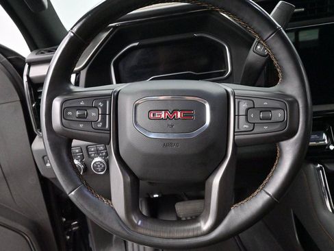 Used 2024 GMC Sierra 2500 AT4 w/ AT4 Premium Plus Package AWD/4WD image 17