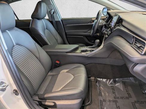 Used 2023 Toyota Camry SE FWD image 19