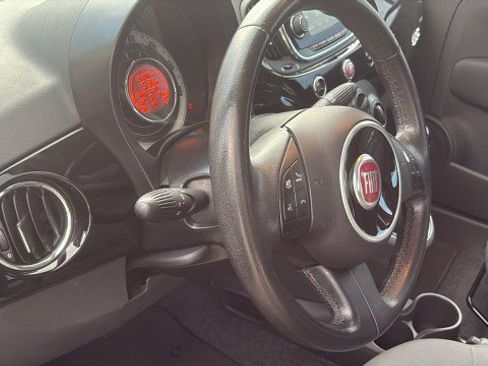 Used 2016 FIAT 500 Pop image 9