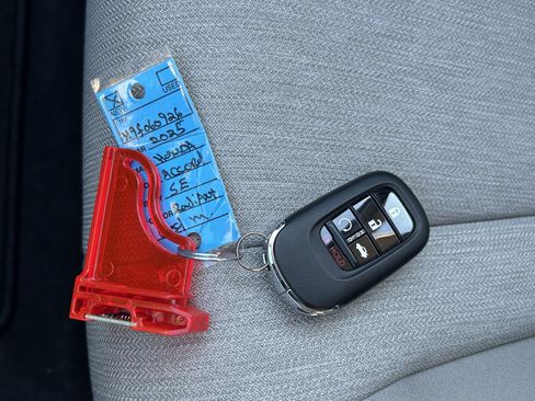 New 2025 Honda Accord SE image 30