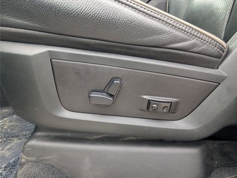 Used 2019 RAM 2500 Limited image 19