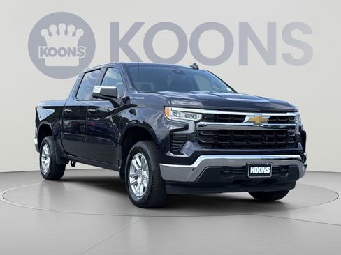 Used 2023 Chevrolet Silverado 1500 LT AWD/4WD image 10