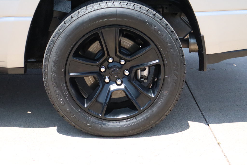 Used 2024 RAM 1500 Big Horn AWD/4WD image 4