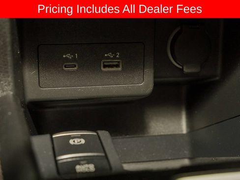 Used 2021 Nissan Kicks SV FWD image 14