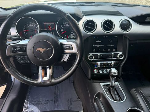 Used 2019 Ford Mustang Premium RWD image 12
