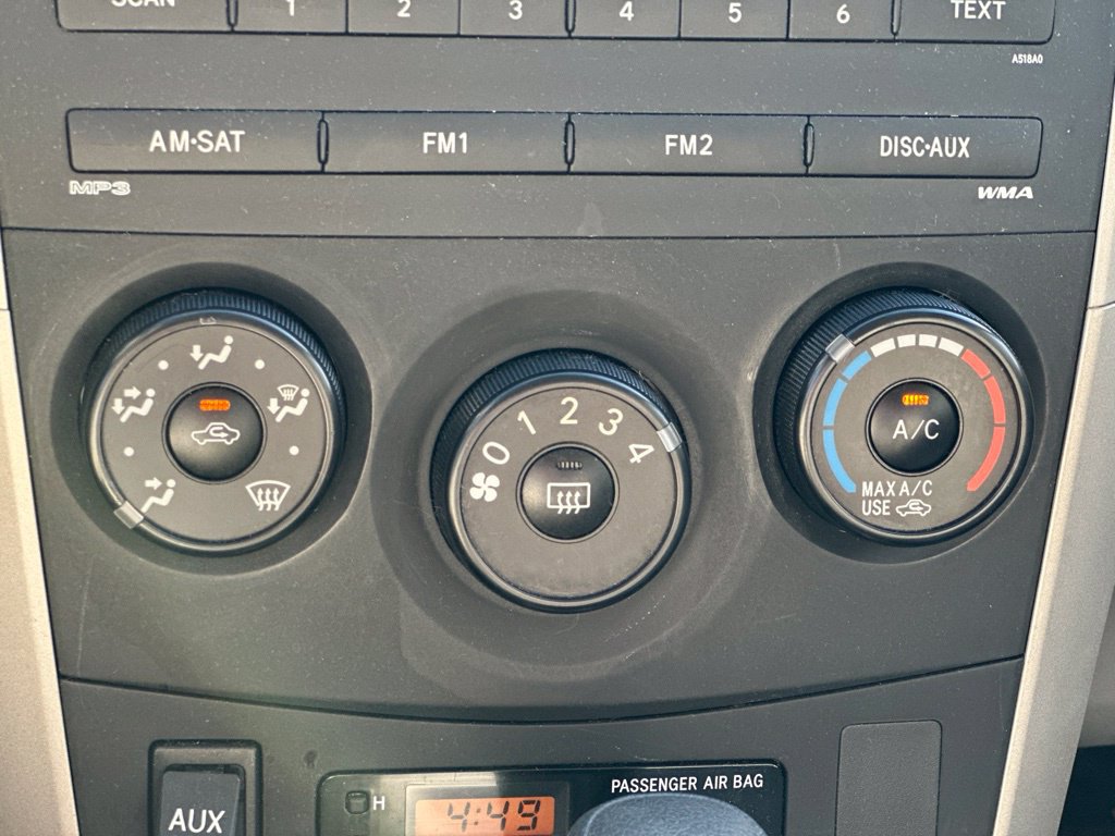 Used 2010 Toyota Corolla LE w/ All Weather Guard Pkg FWD image 21
