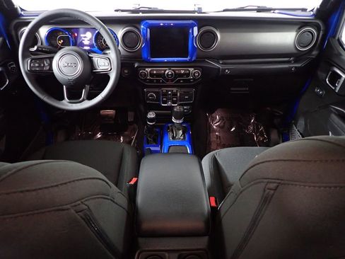 Used 2023 Jeep Gladiator Willys image 33