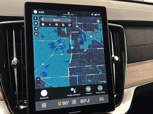 New 2026 Volvo XC90 T8 Plus w/ Protection Package Premier image 16